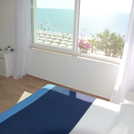 Konukevi Estea Castellaneta Marina