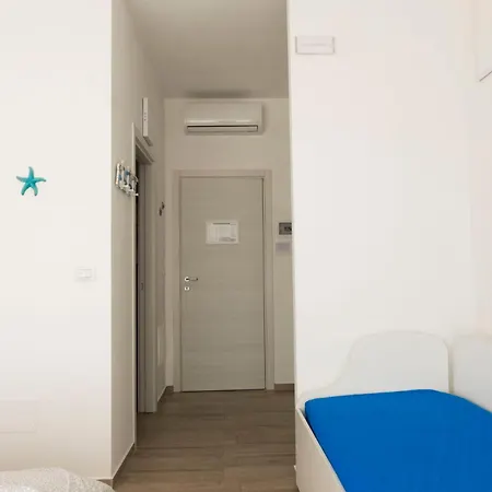 Estea ゲストハウス カステッラネータ・マリーナ